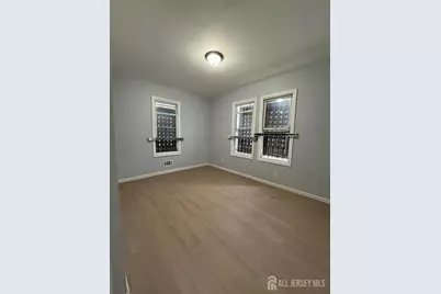 417 S 14th Street S #419, Newark, NJ 07103 - Photo 6