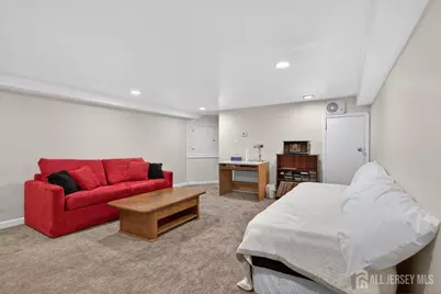 49 Metuchen Avenue, Woodbridge Township, NJ 07095 - Photo 12