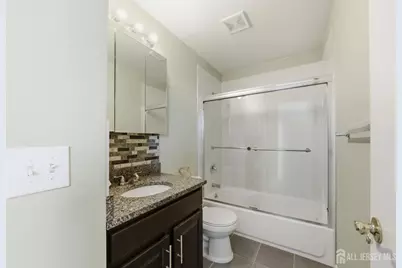 717 Stony Brook Way, North Brunswick Township, NJ 08902 - Photo 32