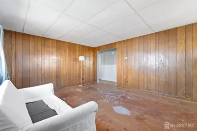 654 Colgate Avenue, Perth Amboy, NJ 08861 - Photo 10