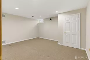 14 E Barnyard Ct, Plainsboro Township, NJ 08536 - Photo 70