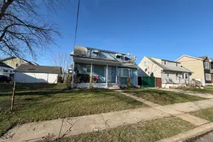 47 Spruce St, Port Reading, NJ 07064 - Photo 2