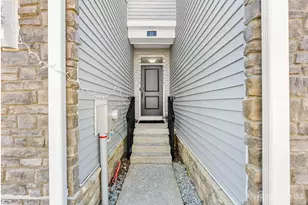 23 Clover Ln, Monroe Township, NJ 08831 - Photo 2