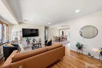 162 Rutherford Avenue, Woodbridge Township, NJ 07095 - Photo 6