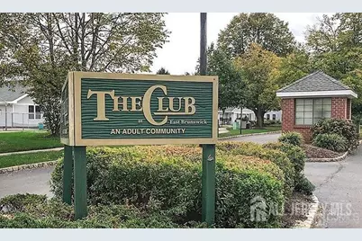 153 Wycoff Way W, East Brunswick Township, NJ 08816 - Photo 22