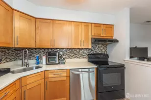 816 Aspen Dr, Plainsboro Township, NJ 08536 - Photo 10