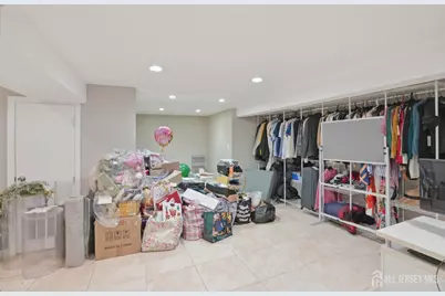 23 Pleasant Avenue, Iselin, NJ 08830 - Photo 12