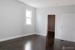 52 Smith St, Newark, NJ 07106 - Photo 2