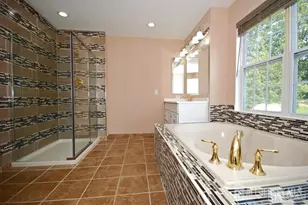 41 Fritz Dr, Sayreville, NJ 08872 - Photo 28