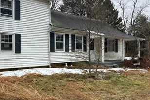 121 E Union Valley Rd, Monroe Township, NJ 08831 - Photo 2