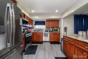 42 Sefton Cir, Piscataway Township, NJ 08854 - Photo 8