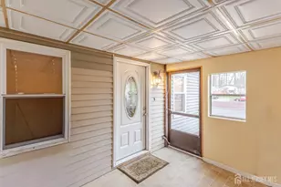 32 Whitman Rd, North Brunswick Township, NJ 08902 - Photo 4