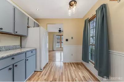 382 Hadleigh Lane, North Brunswick Township, NJ 08902 - Photo 12