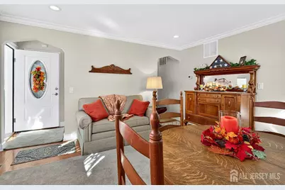 6 Elmwood Avenue, Carteret, NJ 07008 - Photo 6