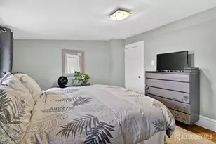 18 Eggers St, East Brunswick Township, NJ 08816 - Photo 10