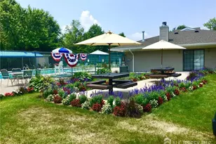 302 Palombi Ct, East Brunswick Township, NJ 08816 - Photo 12