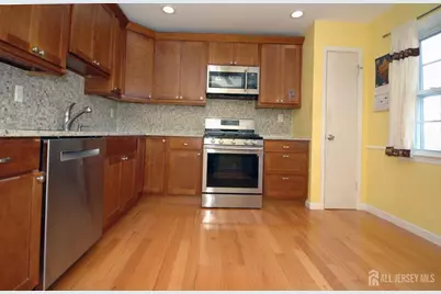 4 White Oaks Drive, Sayreville, NJ 08872 - Photo 12