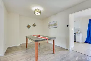 13 Peachtree Ln, Monroe Township, NJ 08831 - Photo 16