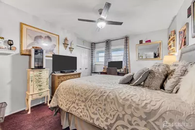 12 Avon Way, Sayreville, NJ 08859 - Photo 18