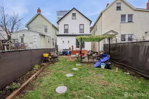 26 Harvey St, New Brunswick, NJ 08901 - Photo 30