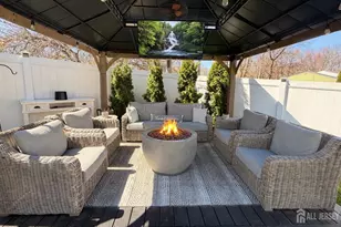 28 Hillside Ave, South Brunswick Township, NJ 08852 - Photo 2