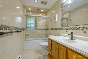 69 Monmouth Ave, Edison, NJ 08820 - Photo 14