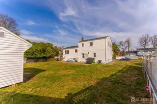 4 Estok Rd, Edison, NJ 08817 - Photo 18