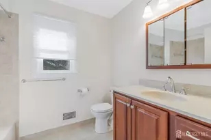 128 Hazelwood Ave, Middlesex, NJ 08846 - Photo 24