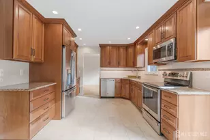 128 Hazelwood Ave, Middlesex, NJ 08846 - Photo 10