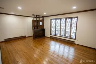 34 Douglas St, Sayreville, NJ 08872 - Photo 2