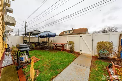 34 Henry Street, Port Reading, NJ 07064 - Photo 30