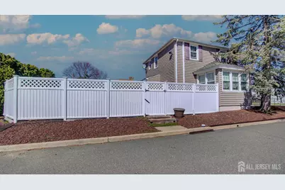 39 Harrison Street, Sayreville, NJ 08872 - Photo 4