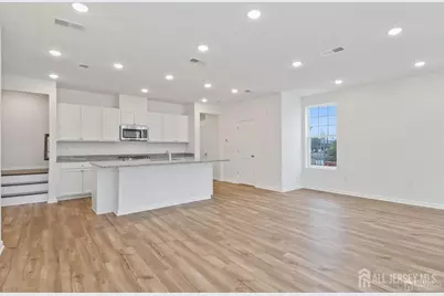 735 Station Road, Dunellen, NJ 08812 - Photo 2