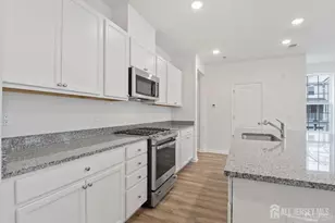 735 Station Rd, Dunellen, NJ 08812 - Photo 4