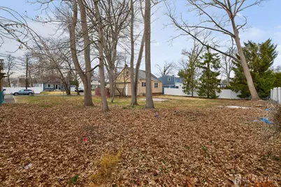 131 Martin Drive, South Plainfield, NJ 07080 - Photo 6