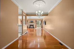 79 Rhyan Dr, Morristown, NJ 07054 - Photo 4