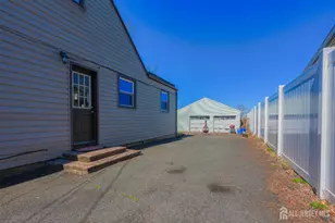 25 Ovington Ave, Edison, NJ 08817 - Photo 20