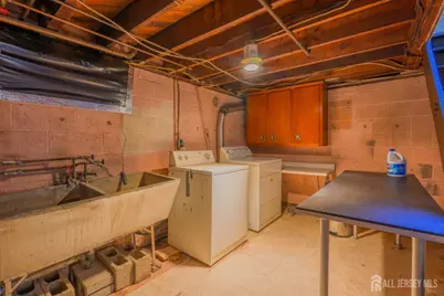 25 Ovington Avenue, Edison, NJ 08817 - Photo 14