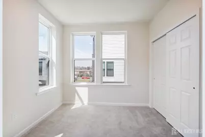 628 Sadie Circle, New Brunswick, NJ 08901 - Photo 22