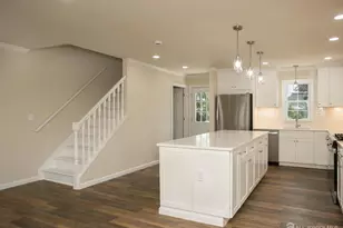 15 Bradley Dr, Edison, NJ 08817 - Photo 10