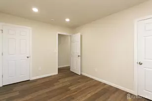 15 Bradley Dr, Edison, NJ 08817 - Photo 24