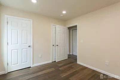15 Bradley Drive, Edison, NJ 08817 - Photo 14