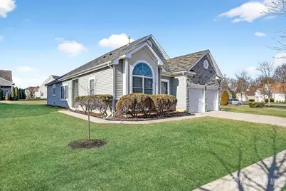 110 Ridgway Drive, Bordentown Twp, NJ 08505 - Photo 4