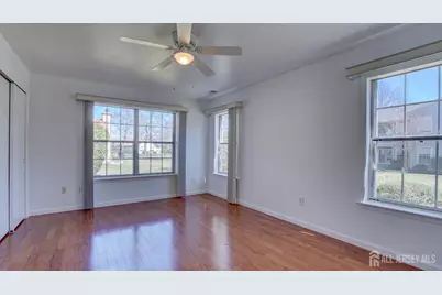 2 Hempstead Drive, Monroe Township, NJ 08831 - Photo 18