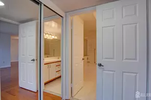 2 Hempstead Dr, Monroe Township, NJ 08831 - Photo 20