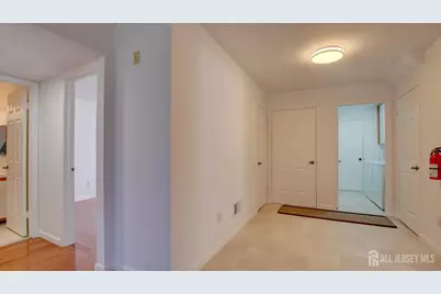 2 Hempstead Drive, Monroe Township, NJ 08831 - Photo 4