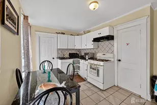 361 Prospect St, Perth Amboy, NJ 08861 - Photo 6