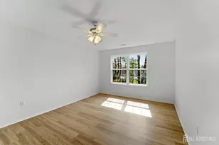 303 Cypress Ln, East Brunswick Township, NJ 08816 - Photo 18