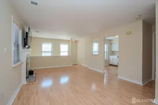 6202 Cedar Ct, South Brunswick Township, NJ 08852 - Photo 4