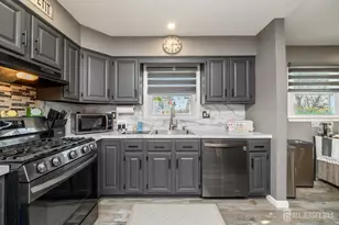 245 Florence Ave, Colonia, NJ 07067 - Photo 8